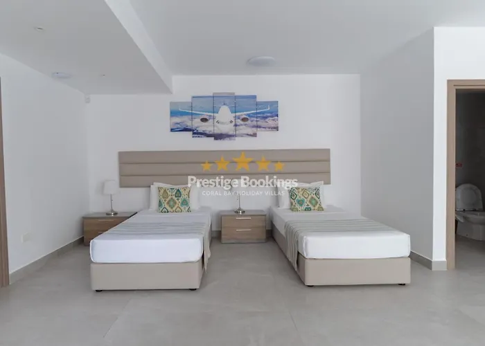 Aretousa Ena By Prestige Bookings فيلة